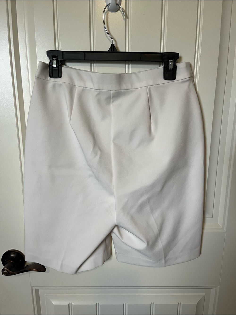 Rachel Zoe Cream Tailored Bermuda Shorts - Picture 3 of 3